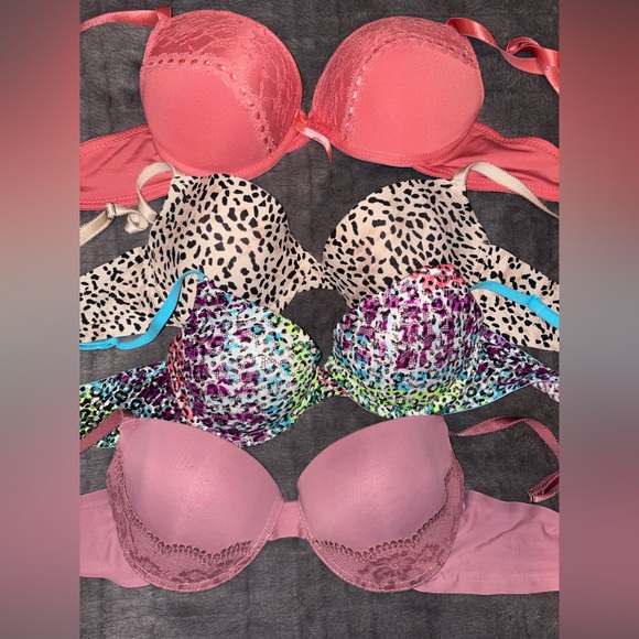 Colorful Bra Set - Picture 3 of 8